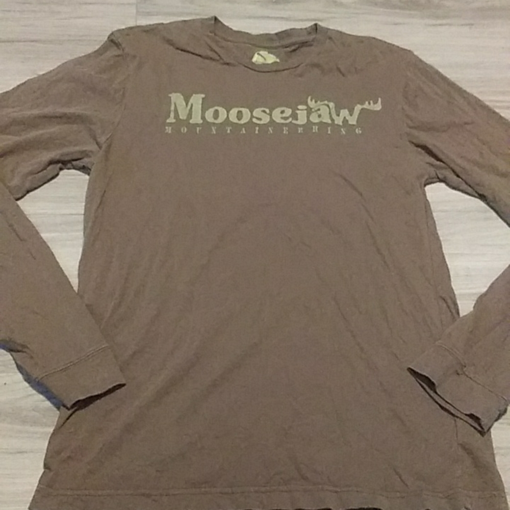 Moosejaw long sleeve t shirt size small